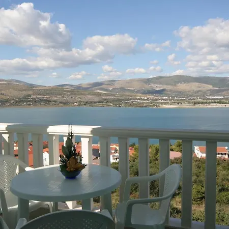 Apartments With A Swimming Pool Mastrinka, Ciovo - 11192 Apartment Trogir